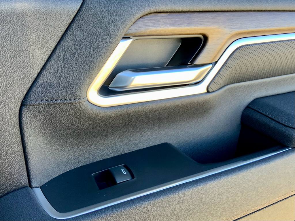 Thumbnail: 2026 Chevrolet Silverado 3500 - 57