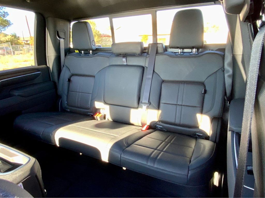 Thumbnail: 2026 Chevrolet Silverado 3500 - 39