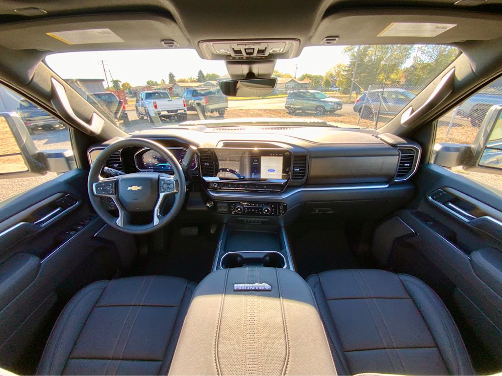 Thumbnail: 2026 Chevrolet Silverado 3500 - 2