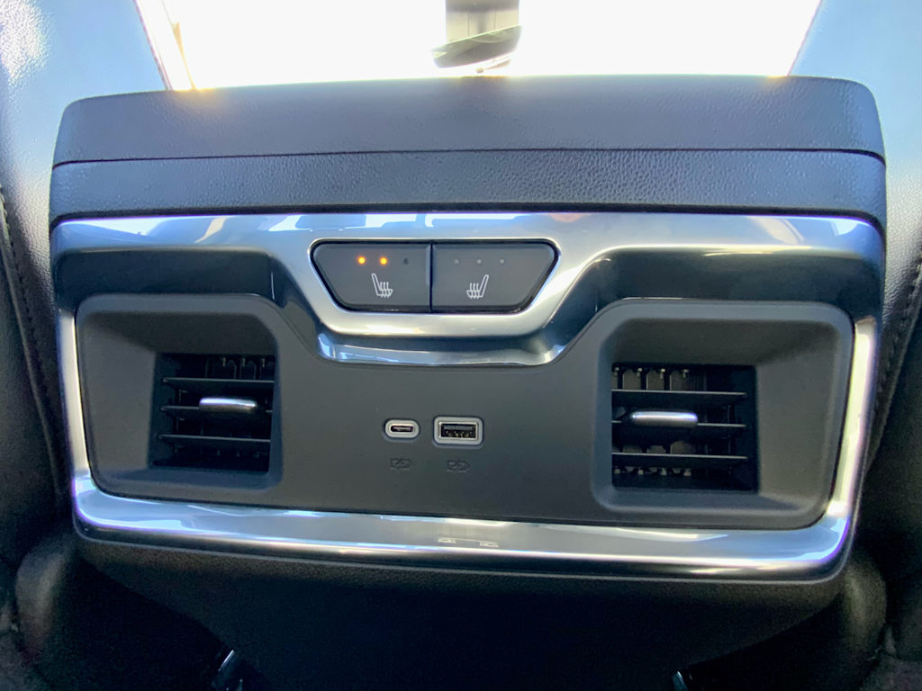 Thumbnail: 2026 Chevrolet Silverado 3500 - 53