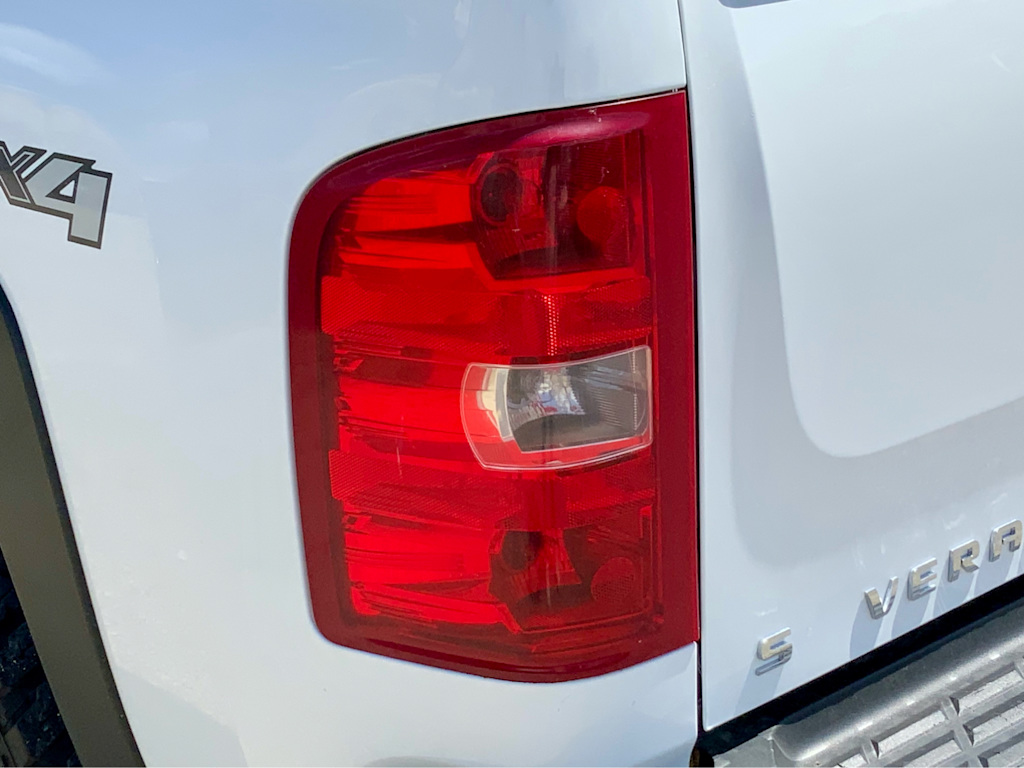 Thumbnail: 2014 Chevrolet Silverado 3500 - 29