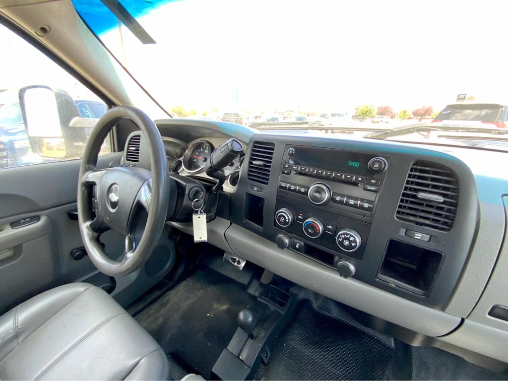Thumbnail: 2014 Chevrolet Silverado 3500 - 48