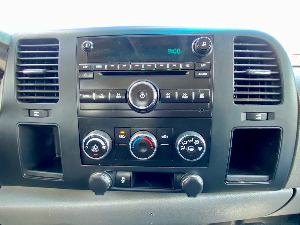 Thumbnail: 2014 Chevrolet Silverado 3500 - 49