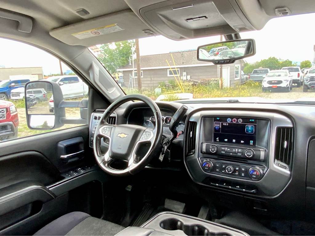 Thumbnail: 2015 Chevrolet Silverado 3500 - 33
