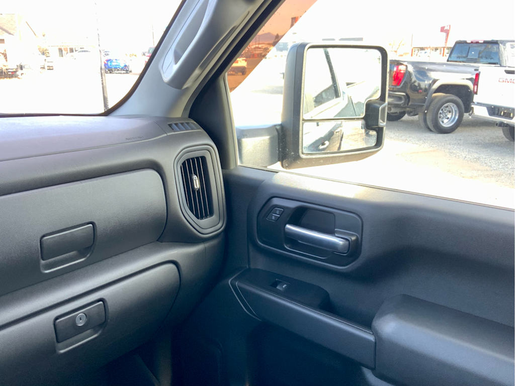 Thumbnail: 2020 Chevrolet Silverado 2500 - 37