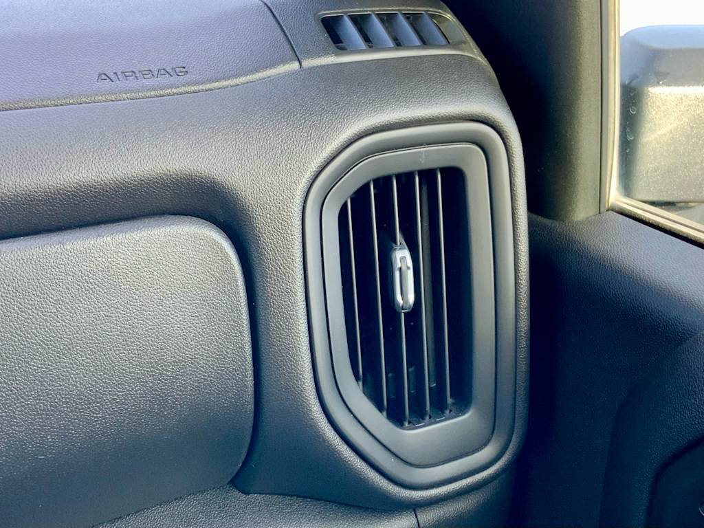 Thumbnail: 2020 Chevrolet Silverado 2500 - 19