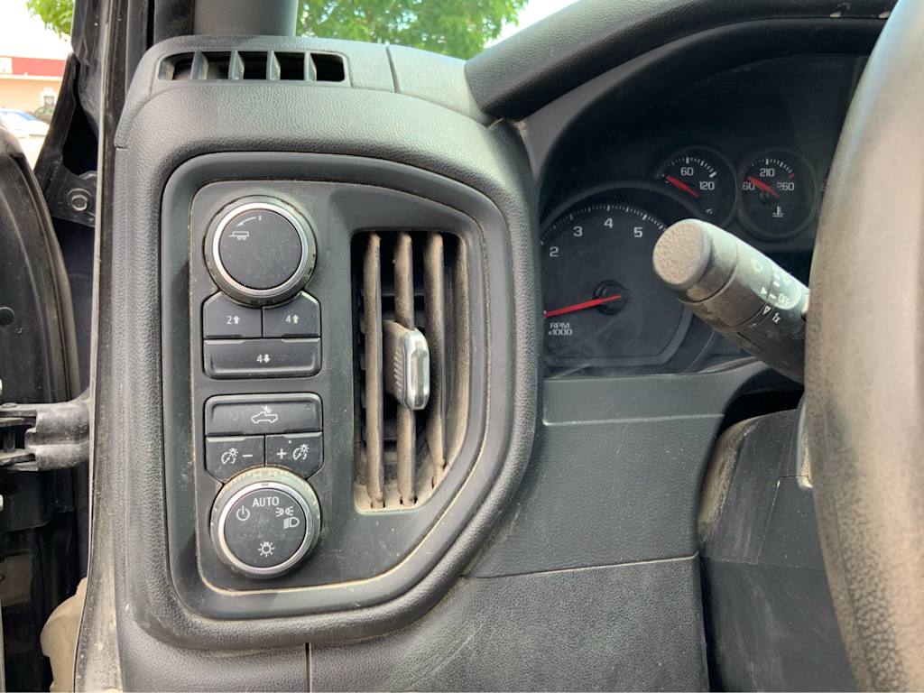 Thumbnail: 2021 Chevrolet Silverado 2500 - 44
