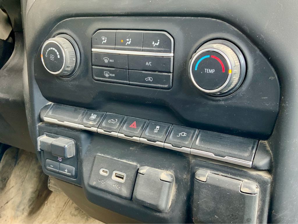 Thumbnail: 2021 Chevrolet Silverado 2500 - 42