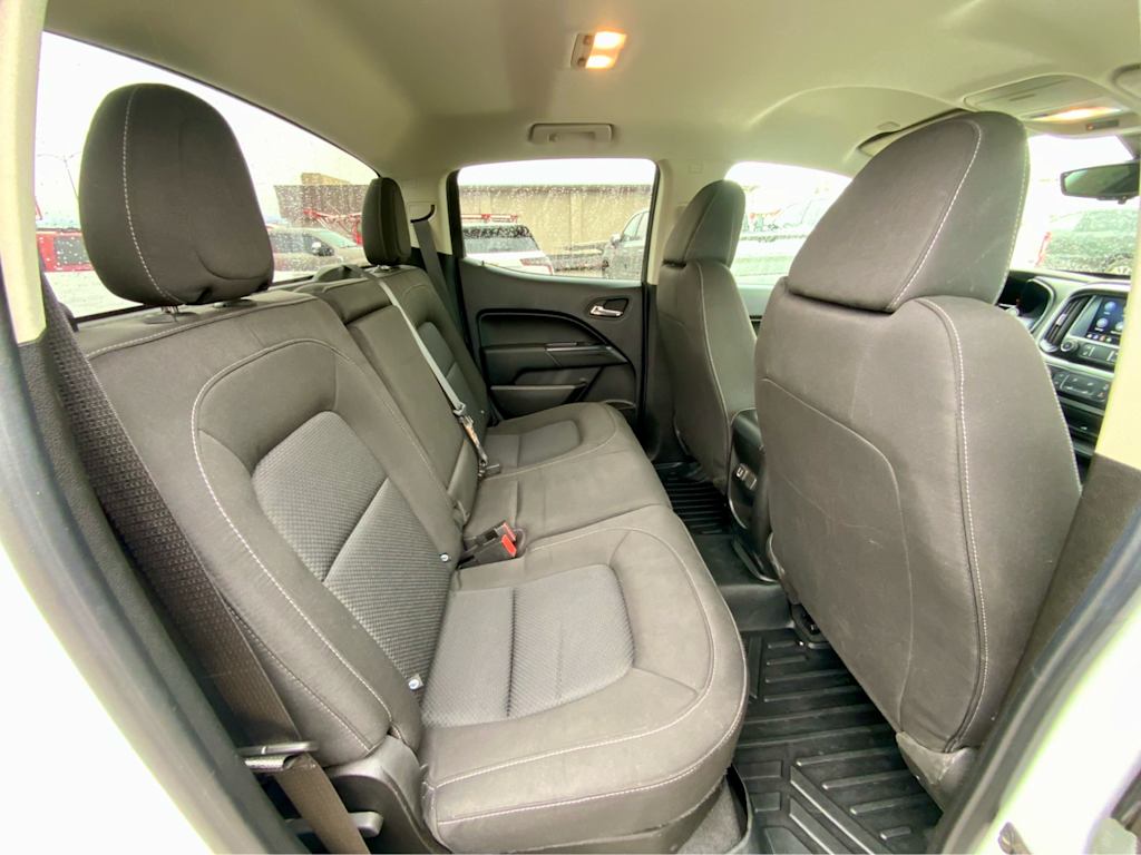 Thumbnail: 2020 Chevrolet Colorado - 37