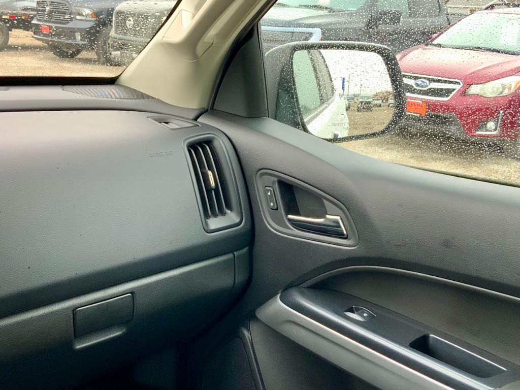 Thumbnail: 2020 Chevrolet Colorado - 43