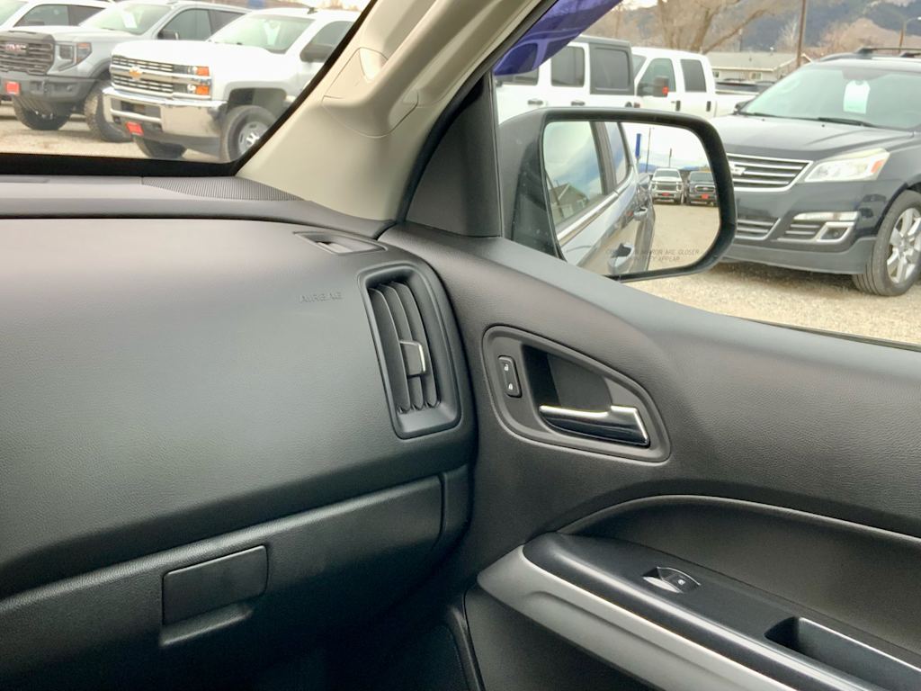 Thumbnail: 2019 Chevrolet Colorado - 41