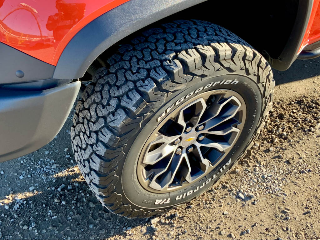 Thumbnail: 2020 Chevrolet Colorado - 28