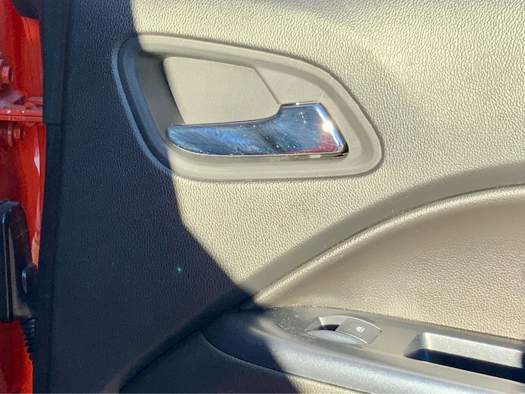 Thumbnail: 2020 Chevrolet Colorado - 53