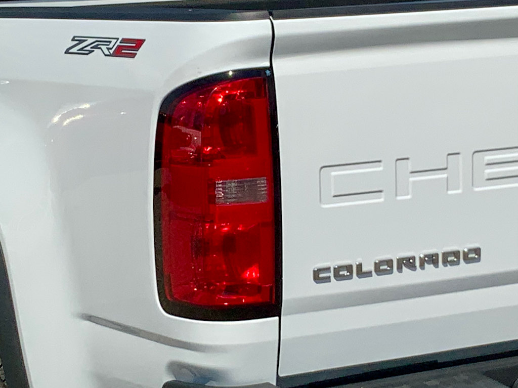 Thumbnail: 2022 Chevrolet Colorado - 27