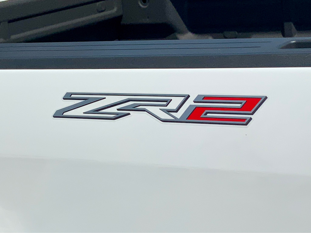 Thumbnail: 2022 Chevrolet Colorado - 30
