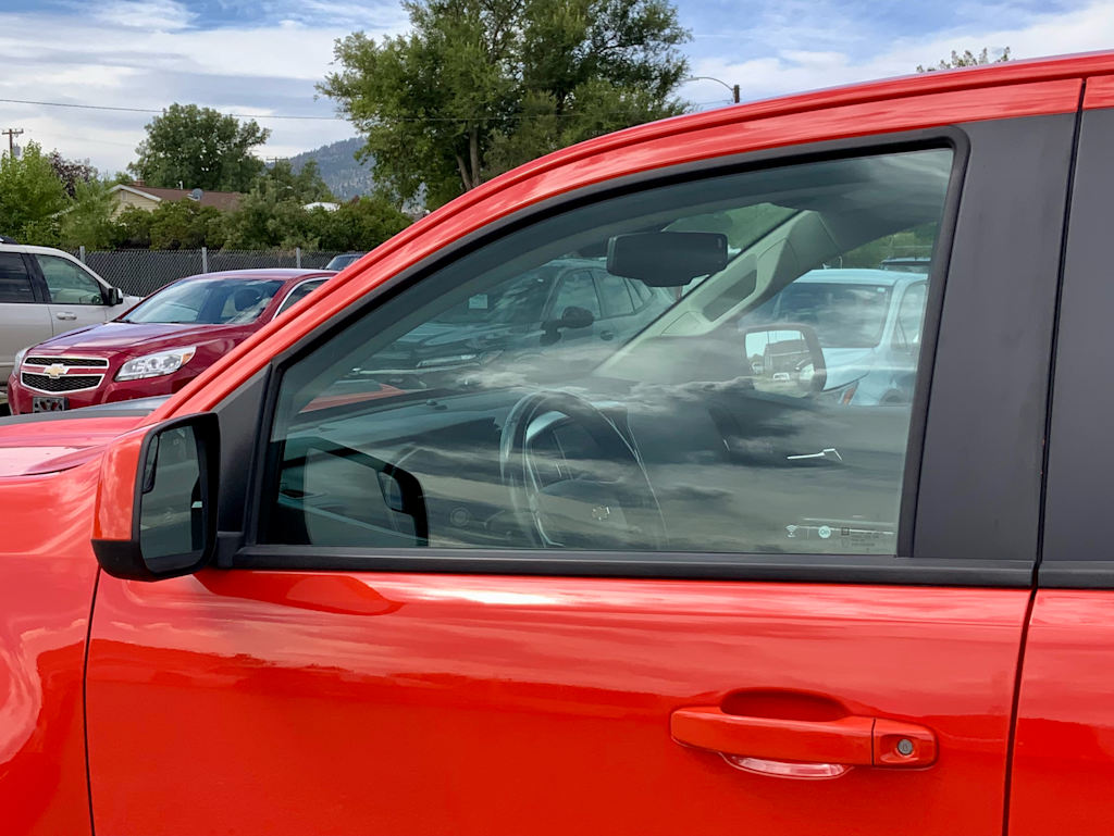 Thumbnail: 2019 Chevrolet Colorado - 24