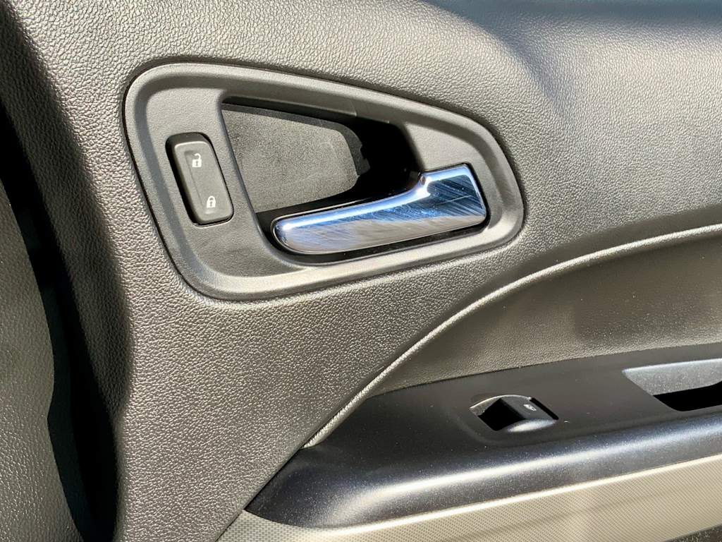 Thumbnail: 2019 Chevrolet Colorado - 54