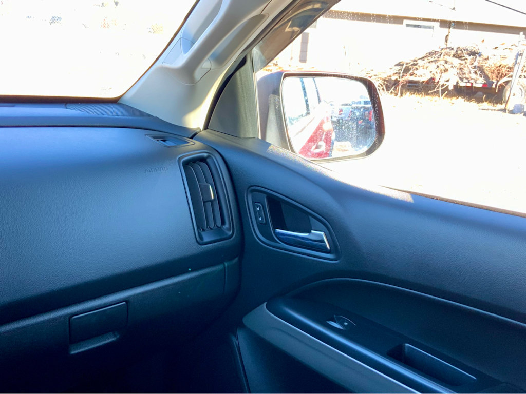 Thumbnail: 2019 Chevrolet Colorado - 40