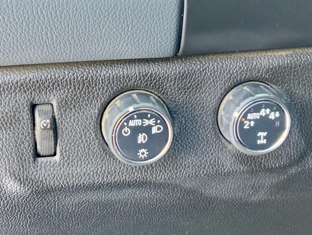 Thumbnail: 2019 Chevrolet Colorado - 35