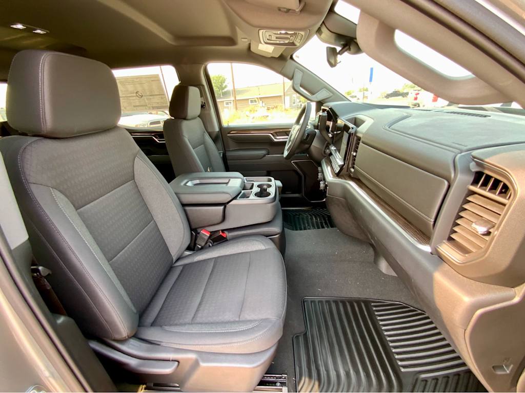 Thumbnail: 2026 Chevrolet Silverado 1500 - 11