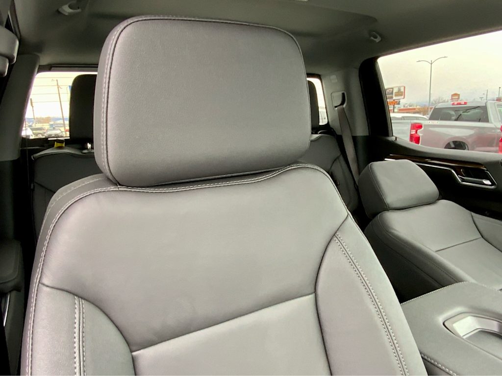 Thumbnail: 2026 Chevrolet Silverado 1500 - 34