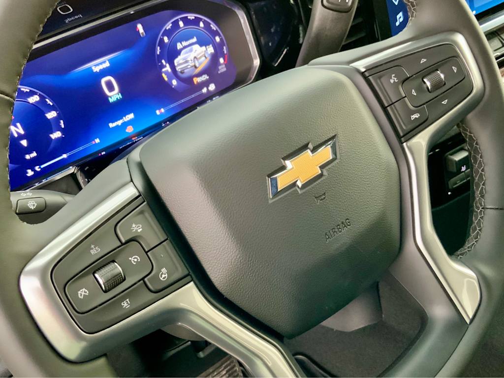 Thumbnail: 2026 Chevrolet Silverado 1500 - 35