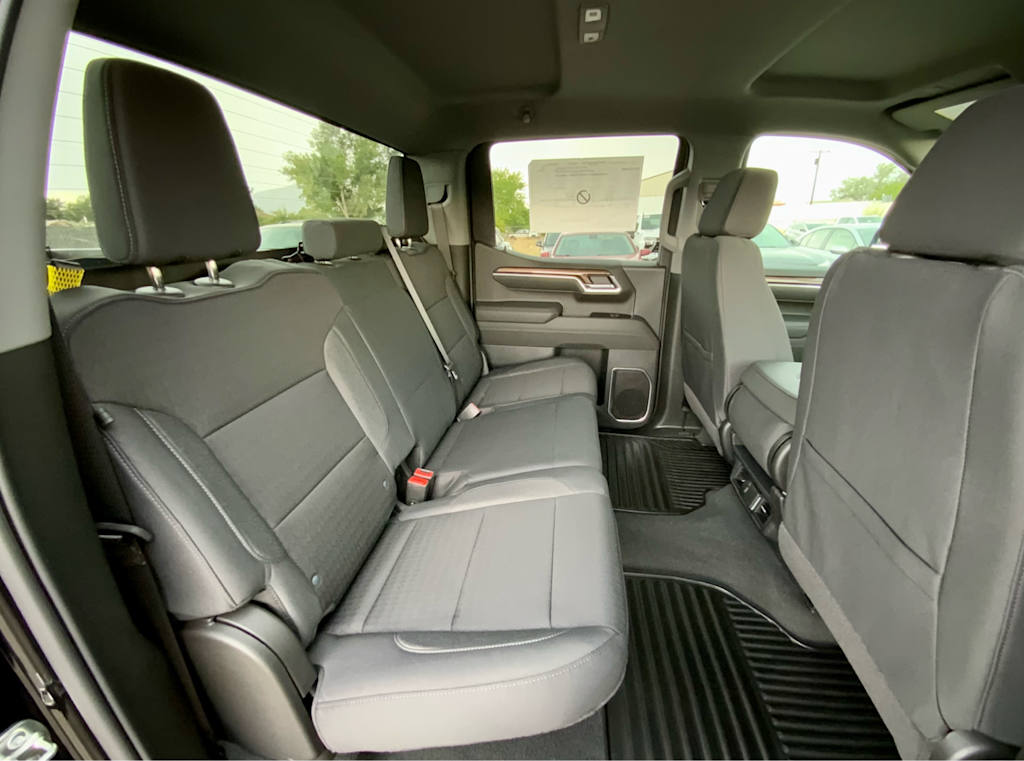 Thumbnail: 2026 Chevrolet Silverado 1500 - 33