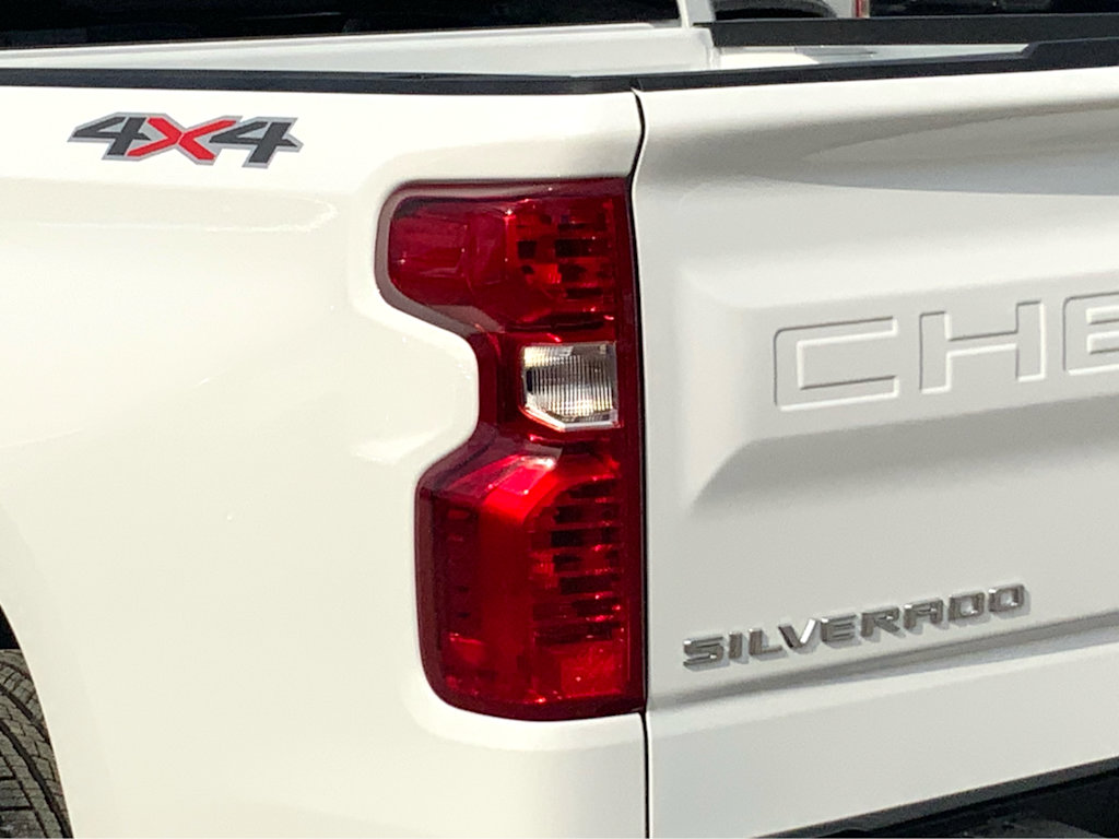 Thumbnail: 2026 Chevrolet Silverado 1500 - 28