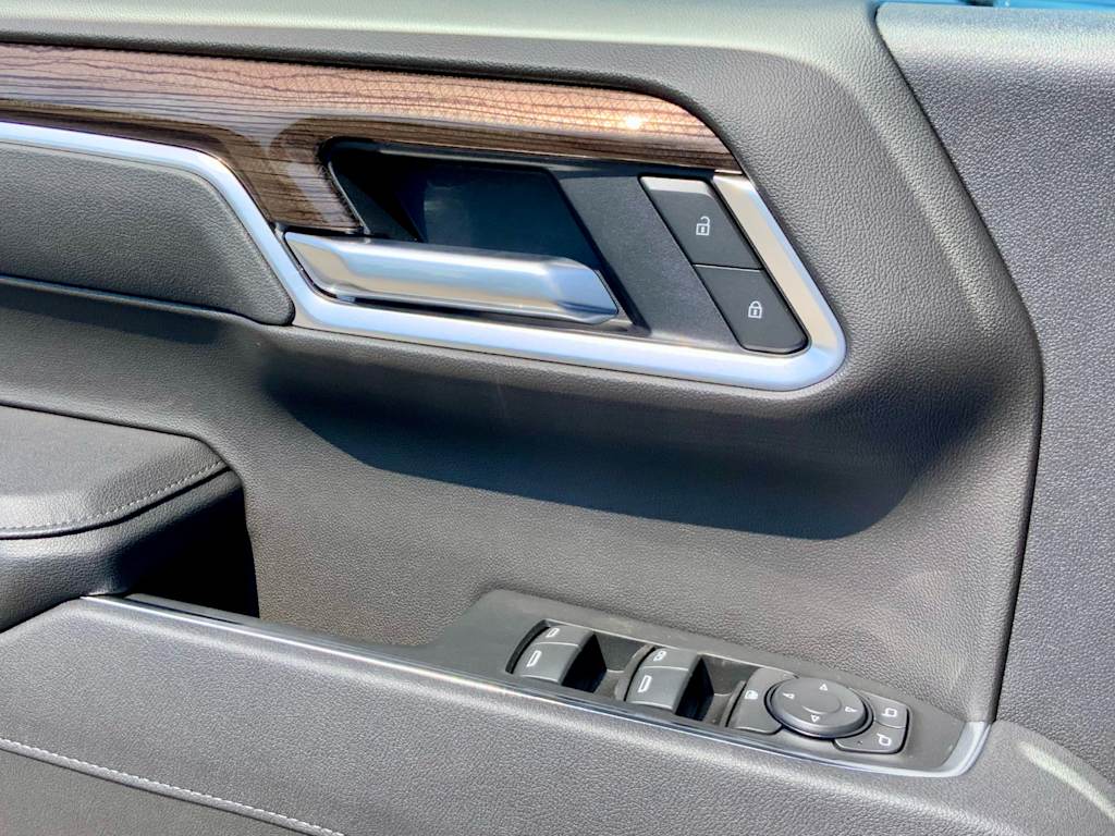 Thumbnail: 2026 Chevrolet Silverado 1500 - 42