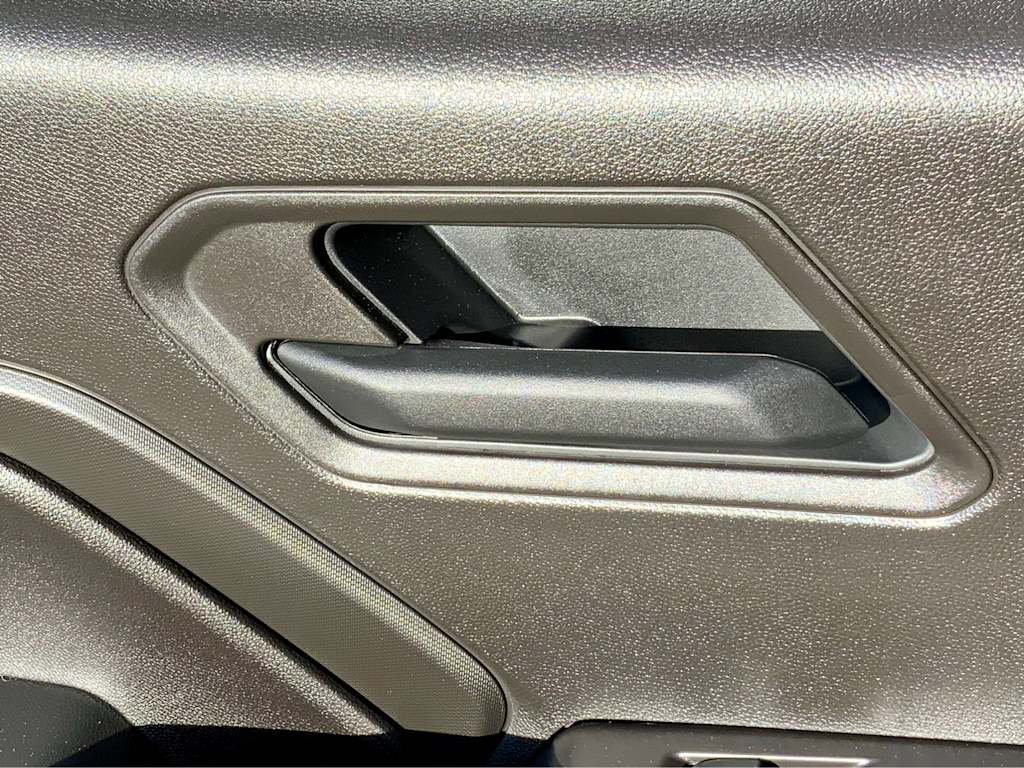 2025 Chevrolet Colorado Work Truck 37