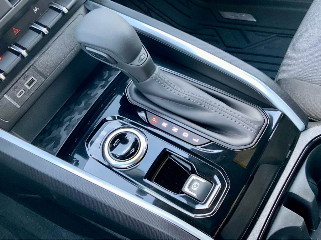 2025 Chevrolet Colorado Work Truck 16