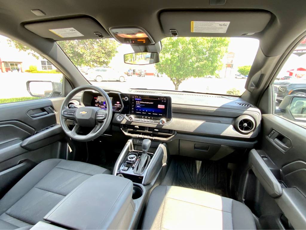 Thumbnail: 2025 Chevrolet Colorado - 13