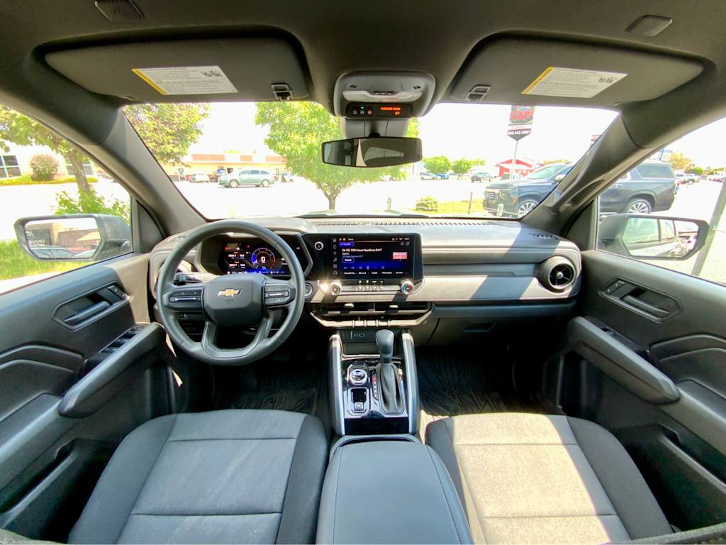 Thumbnail: 2025 Chevrolet Colorado - 2