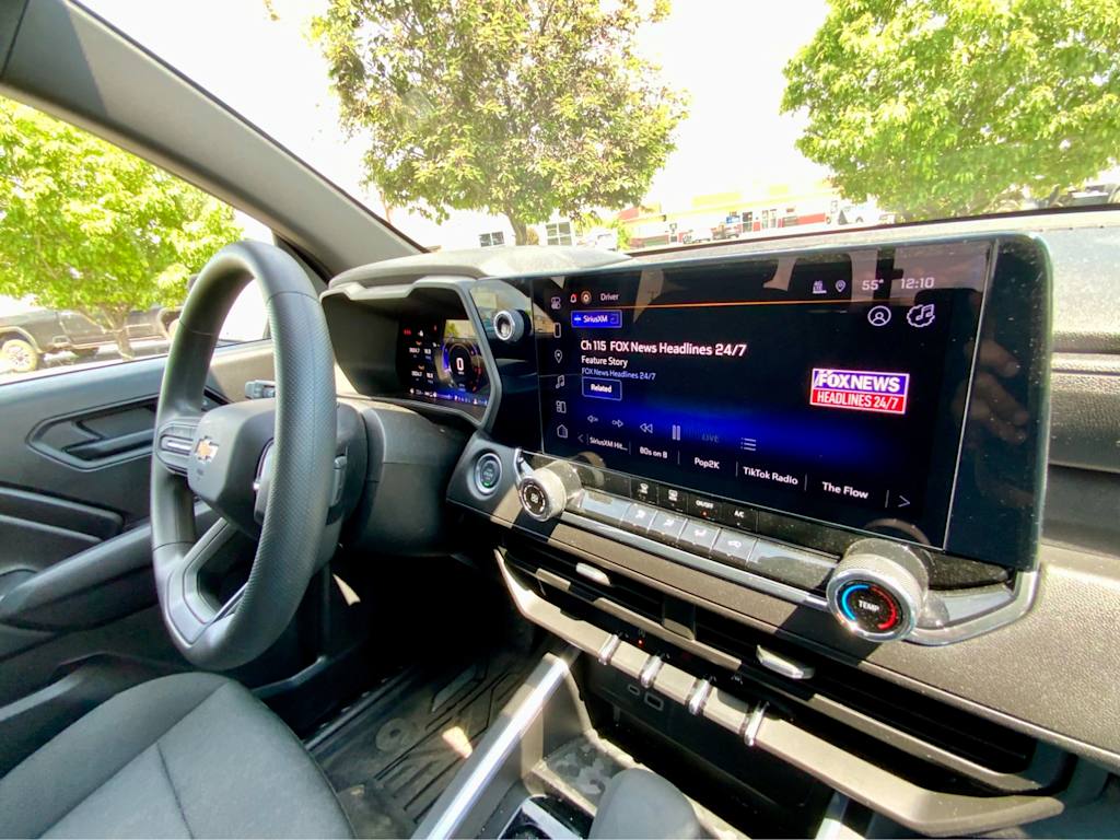 Thumbnail: 2025 Chevrolet Colorado - 45
