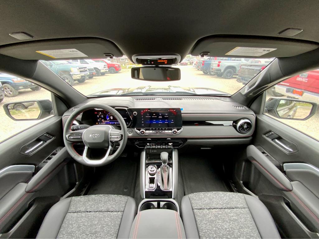 Thumbnail: 2026 Chevrolet Colorado - 2