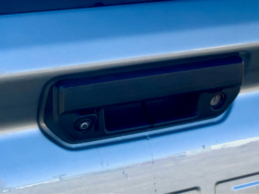 Thumbnail: 2024 Chevrolet Colorado - 37