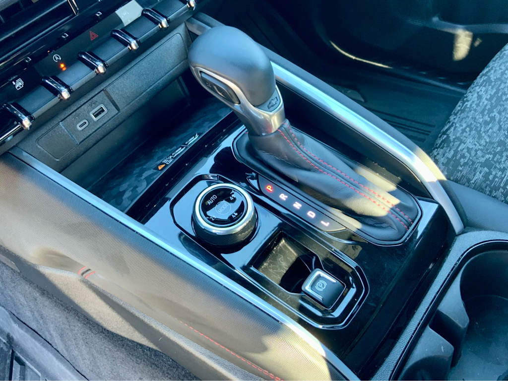 Thumbnail: 2024 Chevrolet Colorado - 50