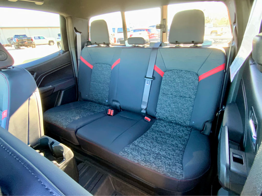 Thumbnail: 2024 Chevrolet Colorado - 39