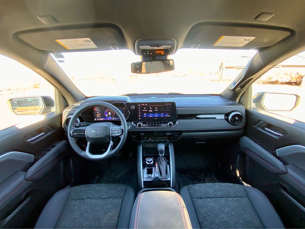 Thumbnail: 2024 Chevrolet Colorado - 2