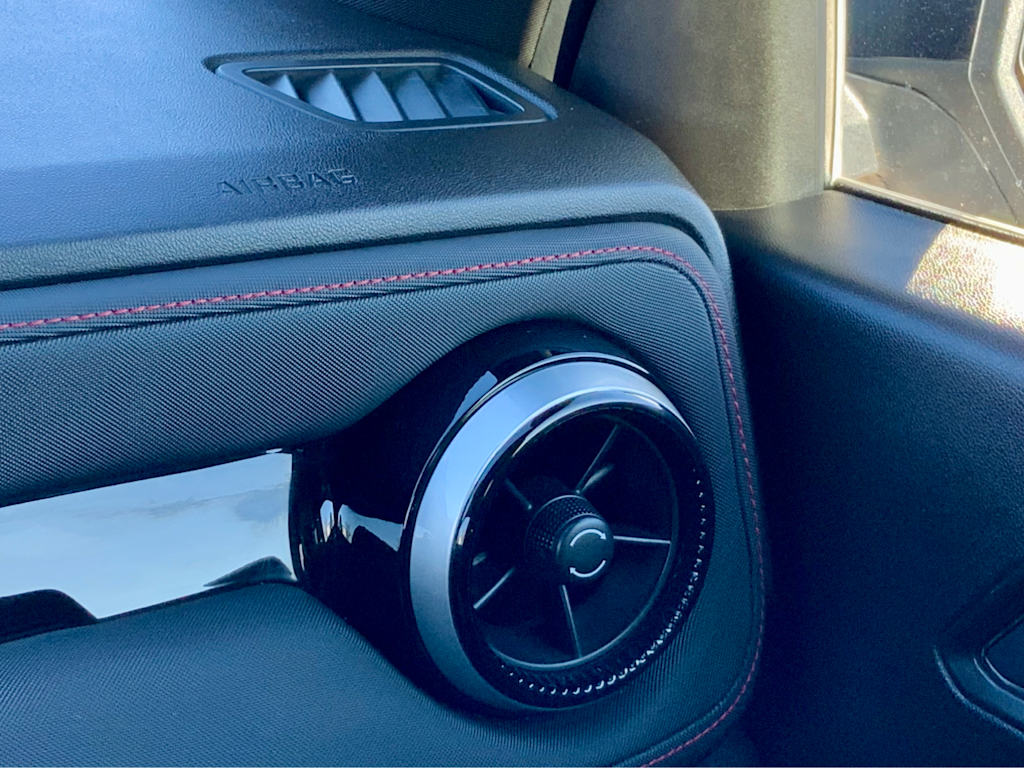 Thumbnail: 2024 Chevrolet Colorado - 54