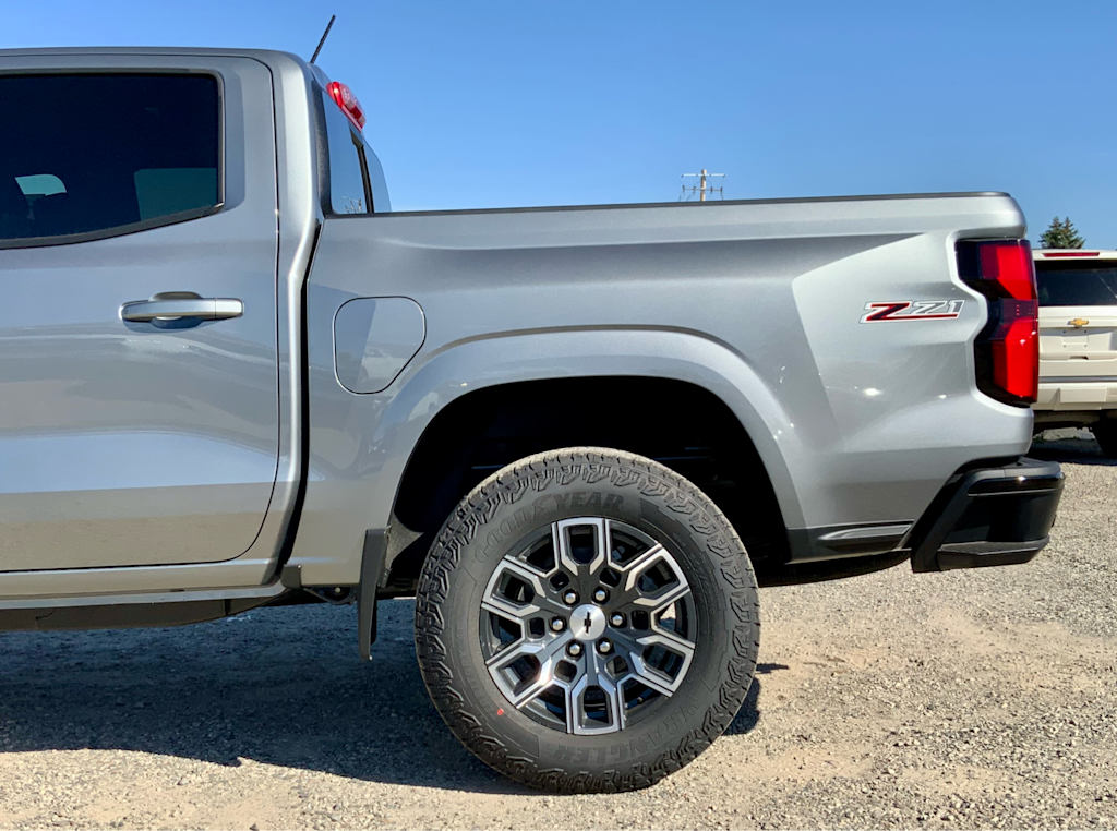 Thumbnail: 2026 Chevrolet Colorado - 8