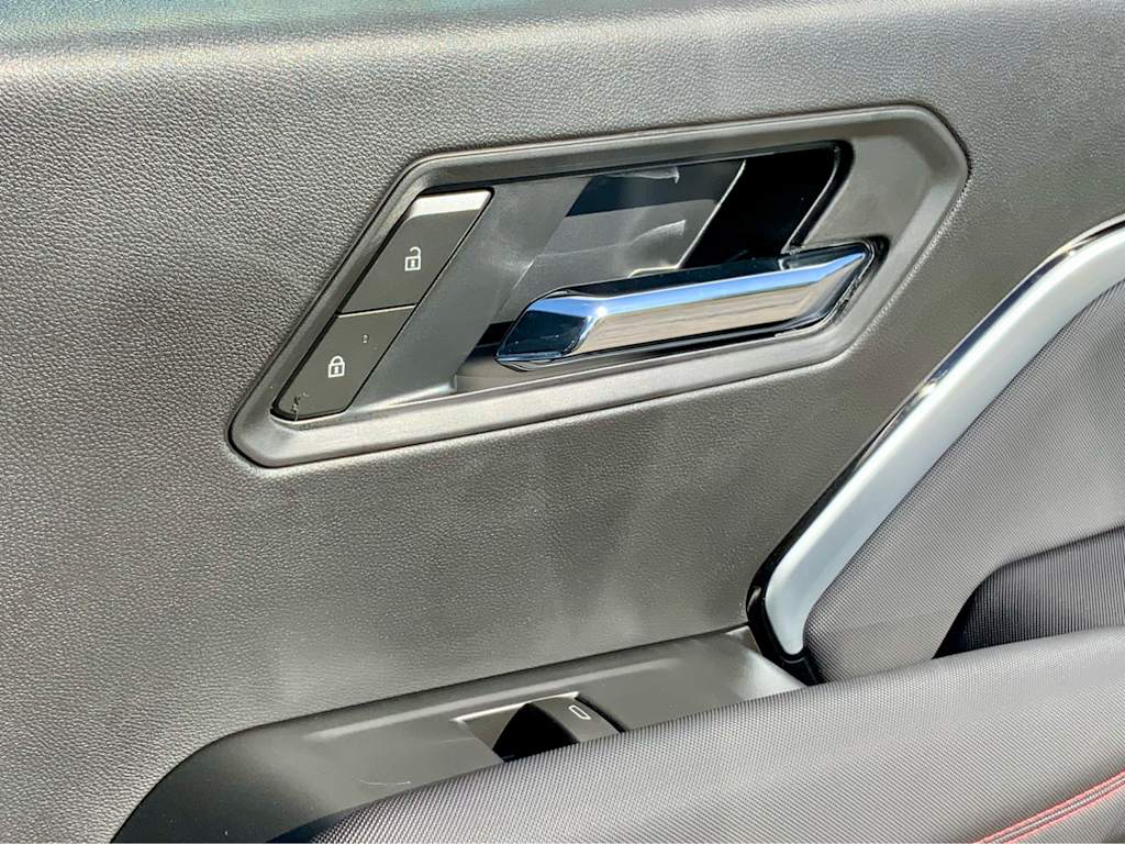 Thumbnail: 2026 Chevrolet Colorado - 41