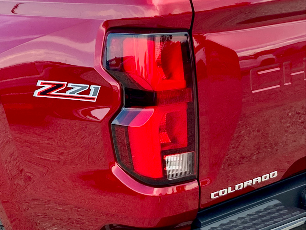 Thumbnail: 2026 Chevrolet Colorado - 26