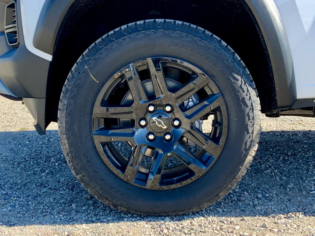 2025 Chevrolet Colorado Trail Boss 29