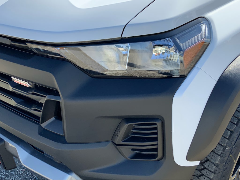 2025 Chevrolet Colorado Trail Boss 27