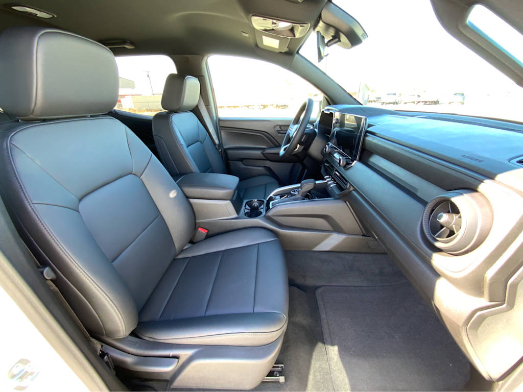2025 Chevrolet Colorado Trail Boss 11
