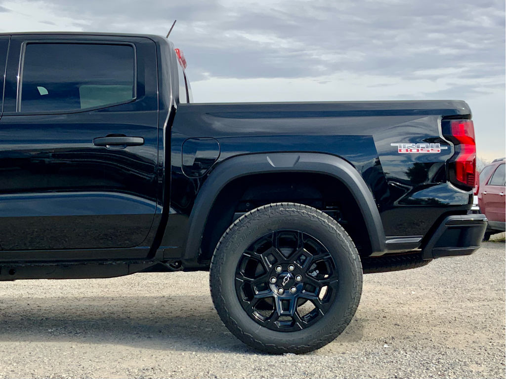 Thumbnail: 2026 Chevrolet Colorado - 25