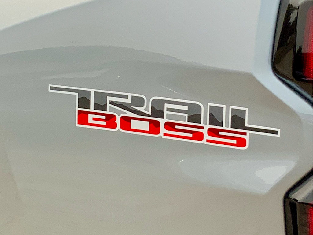 Thumbnail: 2026 Chevrolet Colorado - 31