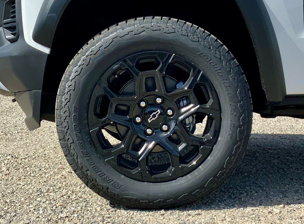 Thumbnail: 2026 Chevrolet Colorado - 26