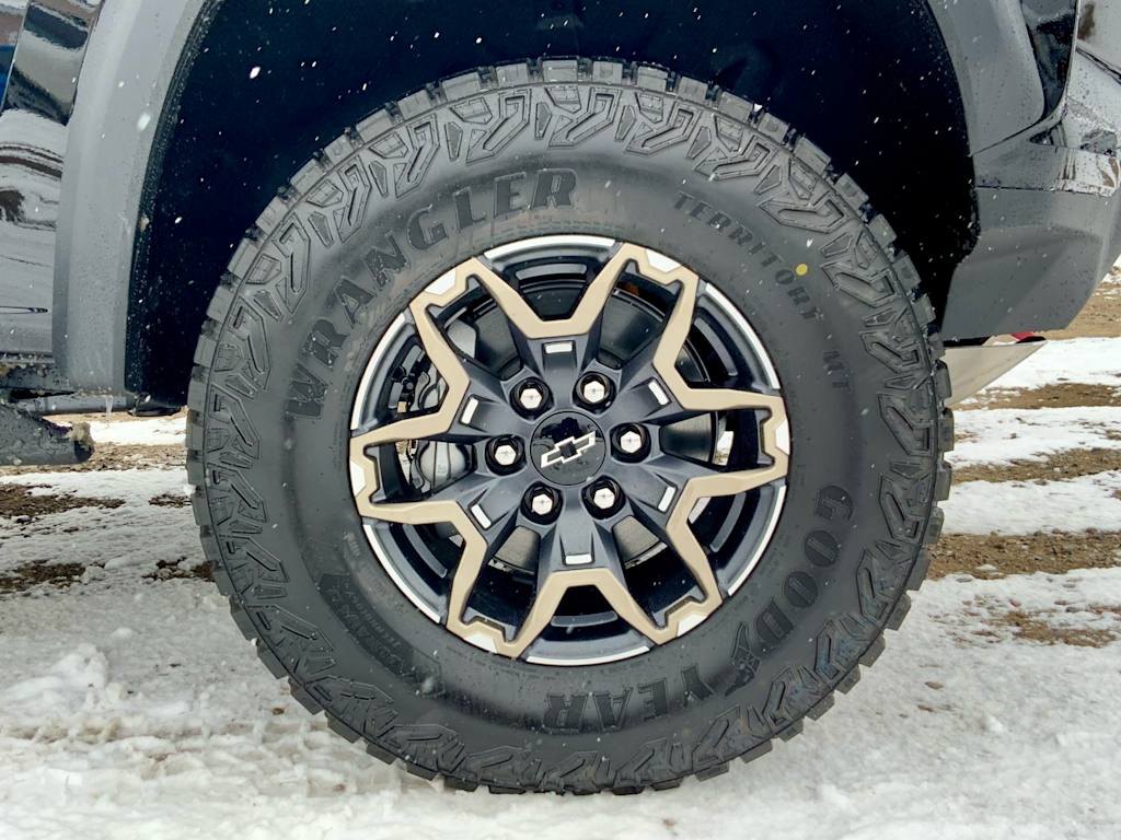 Thumbnail: 2026 Chevrolet Colorado - 8